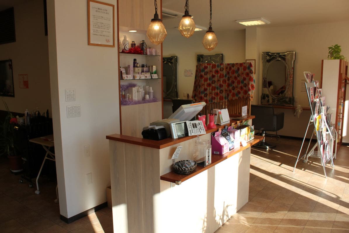 Revee salon photo 5