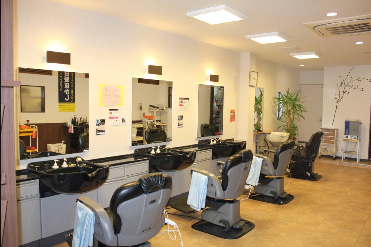 Revee salon photo 6